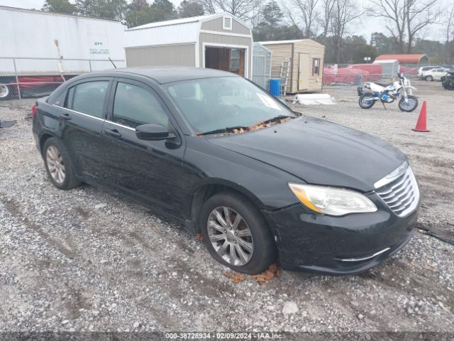 Auction sale of the 2013 Chrysler 200 Touring, vin: 1C3CCBBB3DN584051, lot number: 38728934