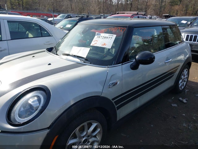 WMWXP7C54K2A54385 Mini Hardtop Cooper S