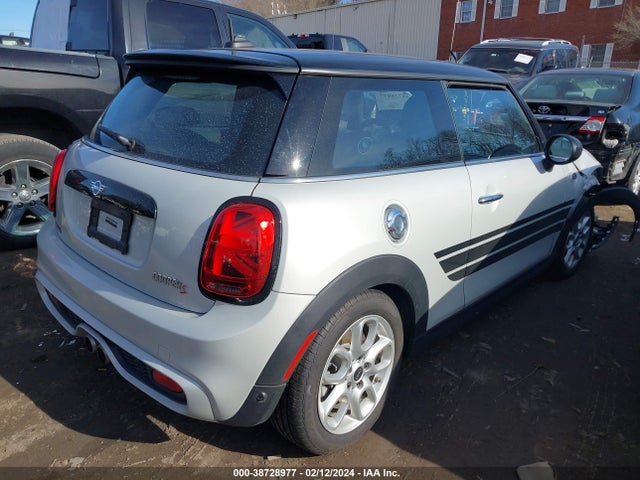 2019 MINI HARDTOP WMWXP7C54K2A54385 Photo 3