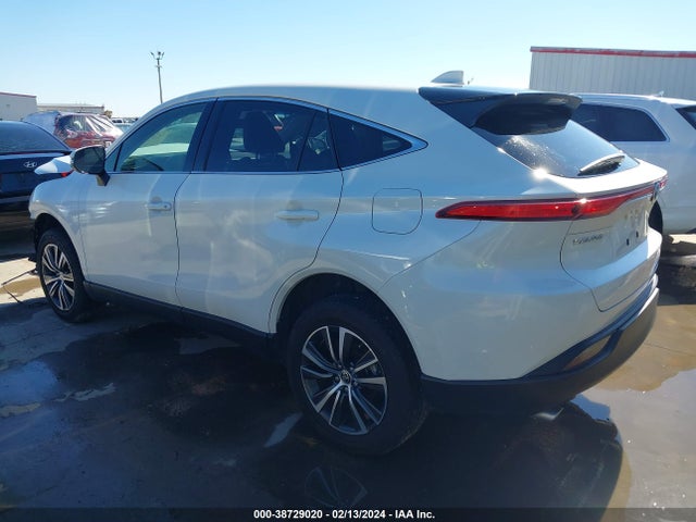 Toyota VENZA LE 2022 JTEAAAAH9NJ110411 Image 3