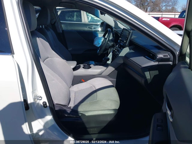 Toyota VENZA LE 2022 JTEAAAAH9NJ110411 Image 5