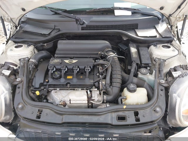 2010 MINI COOPER S WMWMF7C51ATZ70288 Photo 9