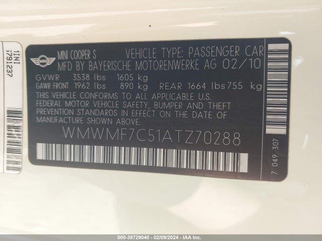 2010 MINI COOPER S WMWMF7C51ATZ70288 Photo 8