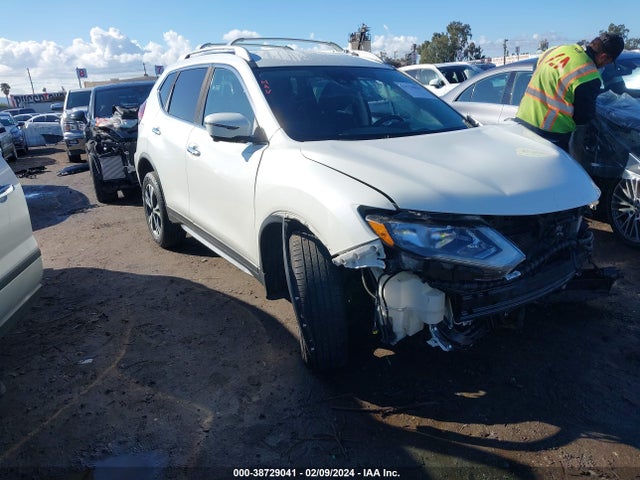 Nissan ROGUE SV 2019 5N1AT2MT3KC780794 Image 1