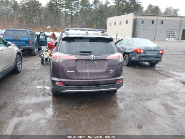 Toyota Rav4 Xle 2018 2T3RFREV7JW803271 Image 16