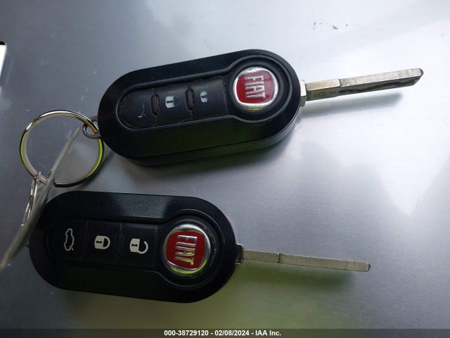 2017 FIAT 500E 3C3CFFGE3HT565619 Photo 10