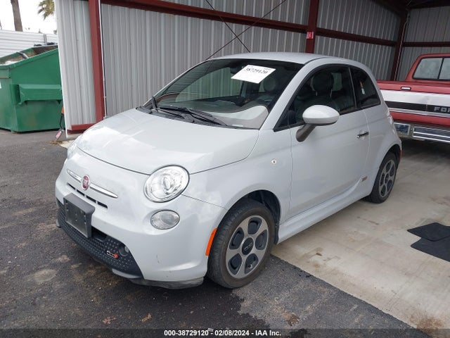 2017 FIAT 500E 3C3CFFGE3HT565619 Photo 1