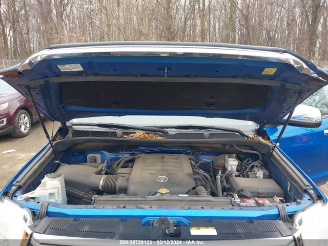 5TFBY5F10HX650285 Toyota Tundra Limited 5.7l V8