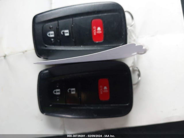 Toyota PRIUS XLE 2019 JTDKARFU7K3099518 Image 11