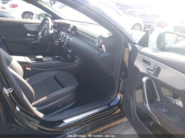 W1K5J4GBXNN320041 Mercedes-Benz Cla 250 Coupe