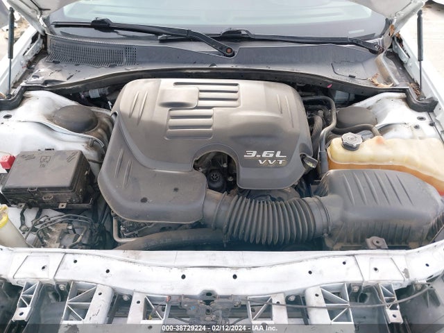 2016 CHRYSLER 300C VIN: 2C3CCAEG9GH248242