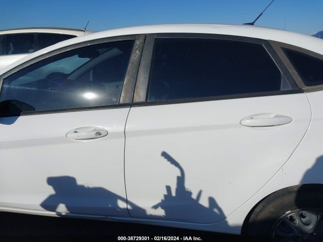 2011 FORD FIESTA S VIN: 3FADP4AJXBM157438
