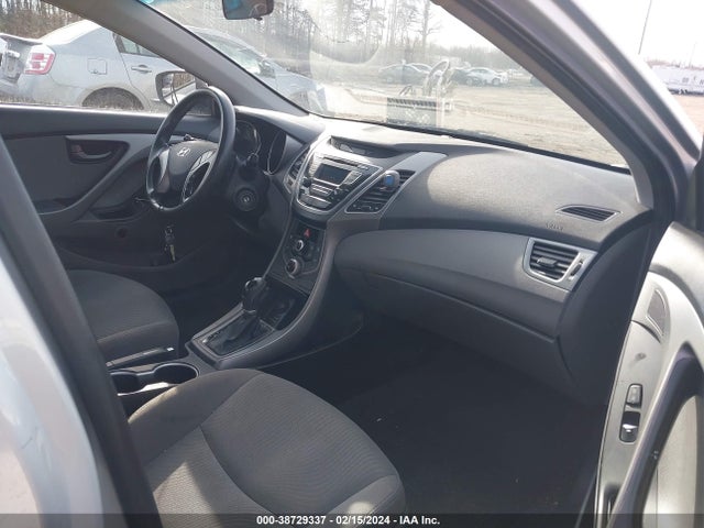 2014 HYUNDAI ELANTRA SE VIN: 5NPDH4AE1EH475680