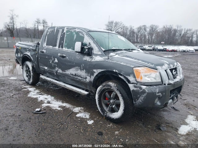 Nissan Titan Pro-4x 2014 1N6AA0EC2EN517442 Image 1