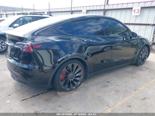 7SAYGDEF6NF450038 Tesla Model Y Performance Dual Motor All-wheel Drive
