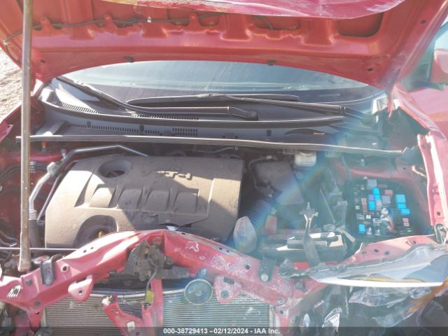 2T1BURHE0JC007426 Toyota COROLLA LE