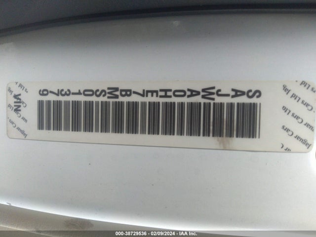 2011 JAGUAR XF SAJWA0HE7BMS01379 Photo 8