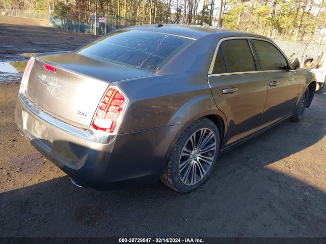 Chrysler 300 2014 2C3CCAAG3EH119027 Image 4