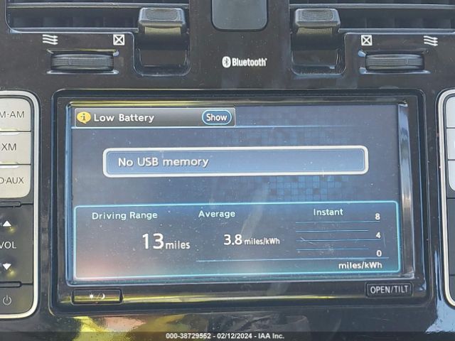 1N4AZ0CP5EC332871 Nissan LEAF SV