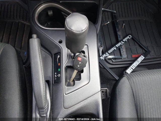 Toyota RAV4 2018 JTMZFREV0JJ742540 Image 25