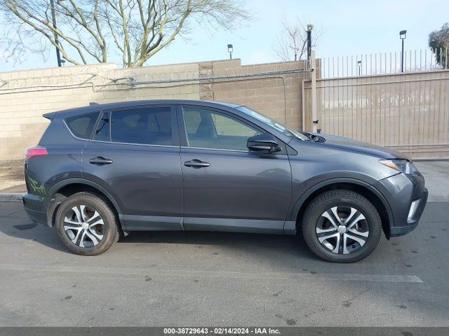 Toyota RAV4 2018 JTMZFREV0JJ742540 Image 27