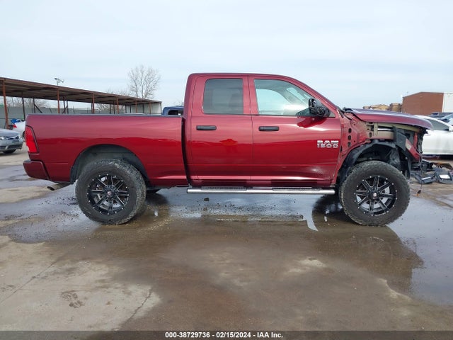 RAM 1500 Express Quad Cab 4x4 6'4 Box 2018 1C6RR7FG6JS270079 Image 14