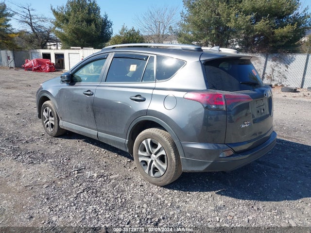 Toyota RAV4 LE 2017 JTMBFREV0HJ702826 Image 3
