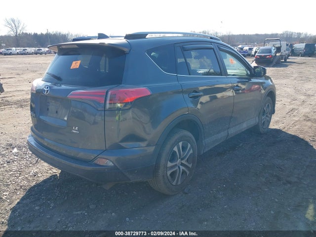 Toyota RAV4 LE 2017 JTMBFREV0HJ702826 Image 4