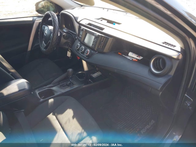 Toyota RAV4 LE 2017 JTMBFREV0HJ702826 Image 5