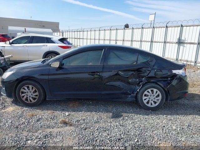 Hyundai ELANTRA SE 2019 5NPD74LFXKH437076 Image 14