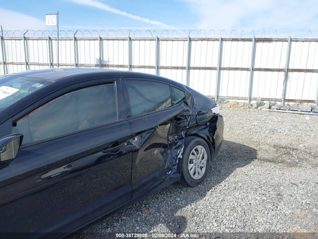 Hyundai ELANTRA SE 2019 5NPD74LFXKH437076 Image 6
