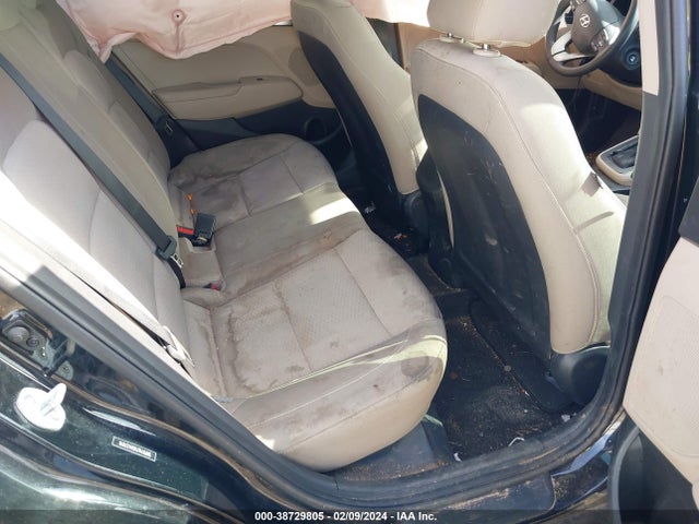 Hyundai ELANTRA SE 2019 5NPD74LFXKH437076 Image 8