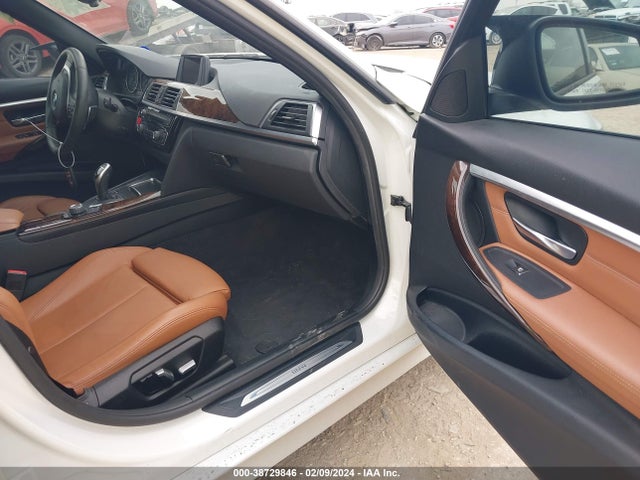 BMW 328I 2016 WBA8E9C51GK648572 Image 23