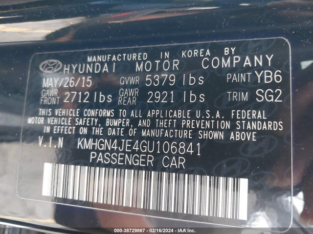 Hyundai Genesis 3.8 2016 KMHGN4JE4GU106841 Image 9