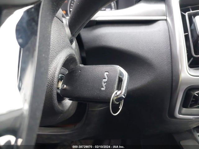 KIA SORENTO LX 2023 5XYRG4LC0PG180942 Image 11