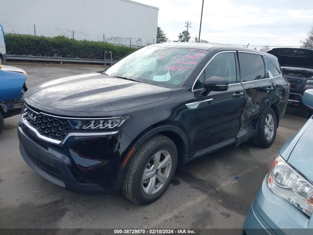 KIA SORENTO LX 2023 5XYRG4LC0PG180942 Image 2