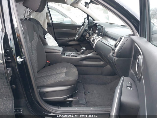 KIA SORENTO LX 2023 5XYRG4LC0PG180942 Image 5