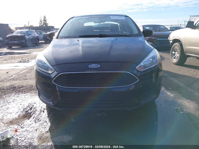 Ford FOCUS SE 2018 1FADP3FE2JL244885 Image 12