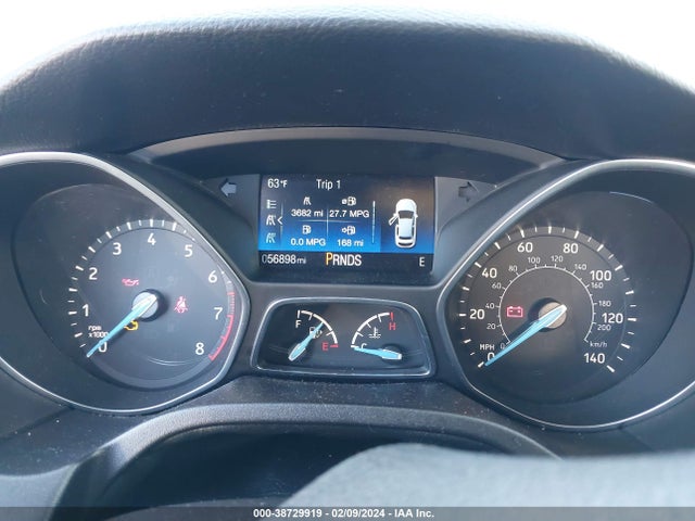 Ford FOCUS SE 2018 1FADP3FE2JL244885 Image 7