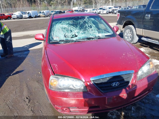 2004 HYUNDAI ELANTRA GLS/GT VIN: KMHDN46D84U772471