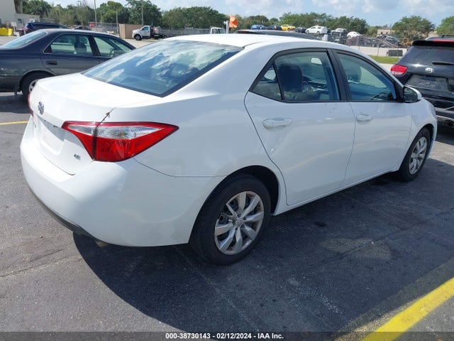 Toyota COROLLA LE 2016 5YFBURHE7GP499140 Image 4