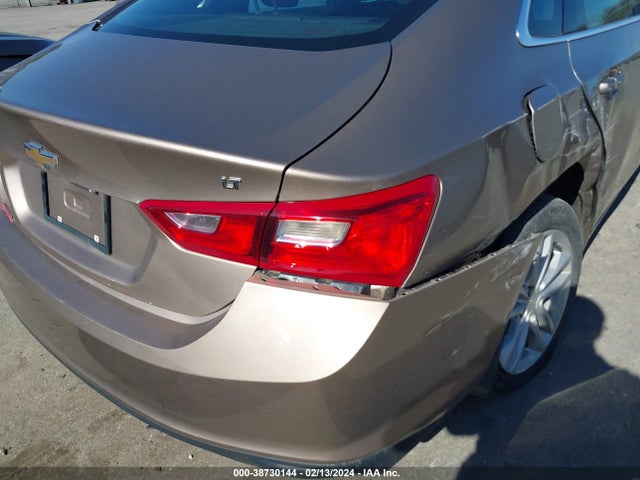2018 CHEVROLET MALIBU LT VIN: 1G1ZD5ST2JF187782