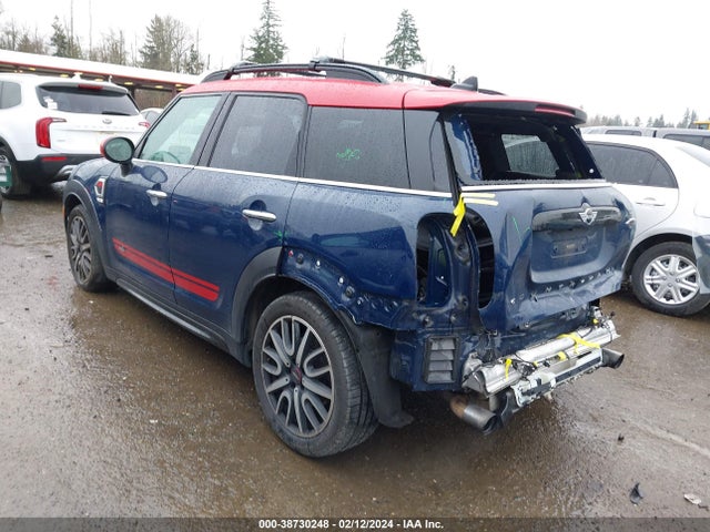 2018 MINI COUNTRYMAN WMZYV9C33J3B91804 Photo 2