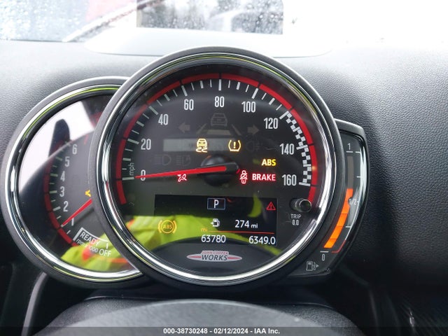 2018 MINI COUNTRYMAN WMZYV9C33J3B91804 Photo 6