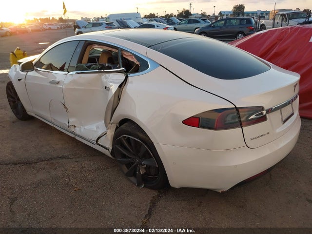 Tesla Model S 60/75 2017 5YJSA1E10HF204985 Image 3