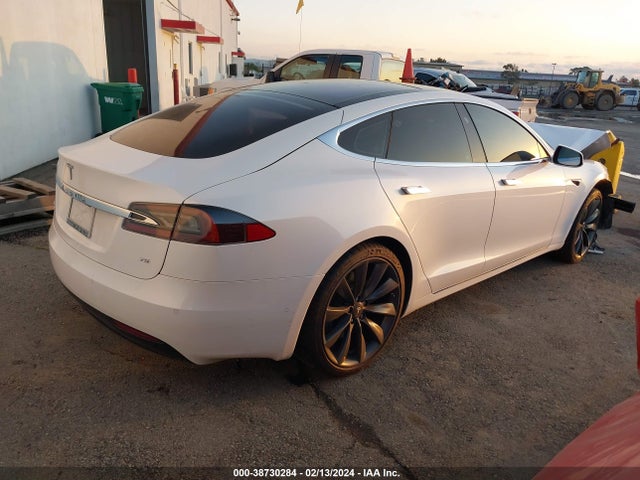 Tesla Model S 60/75 2017 5YJSA1E10HF204985 Image 4