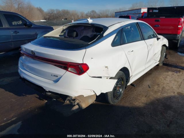5XXG14J2XMG021834 KIA K5 LXS