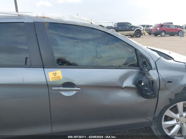4A4AP3AU4FE003619 Mitsubishi Outlander Sport Es