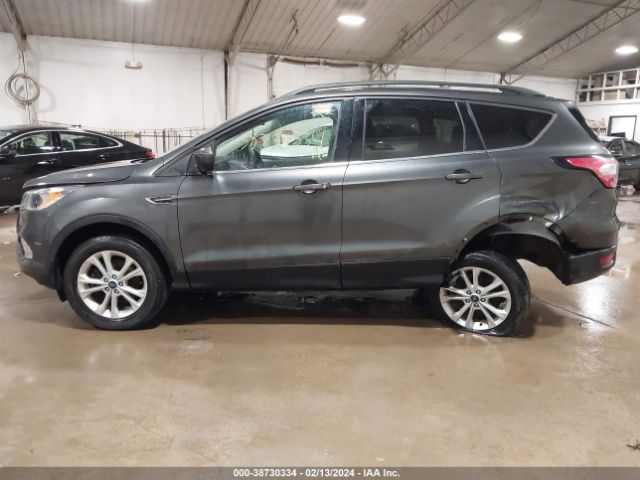 1FMCU9GD6JUD60653 Ford ESCAPE SE