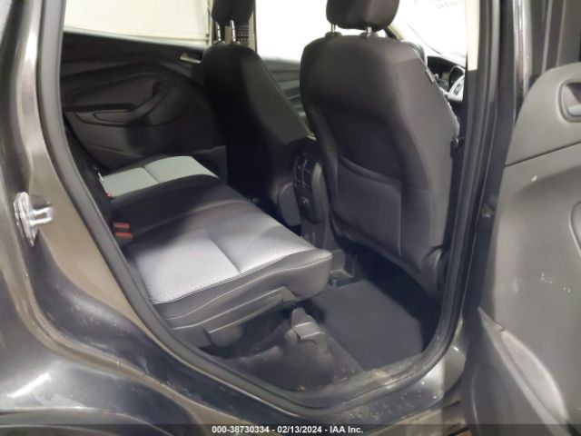 1FMCU9GD6JUD60653 Ford ESCAPE SE